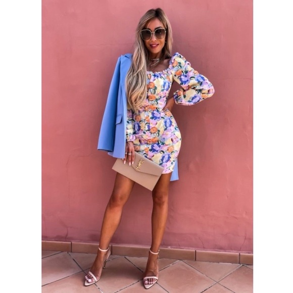 Blue Bodycon Mini Dress with Bishop Sleeves and Square Neckline - Picture 6 of 10